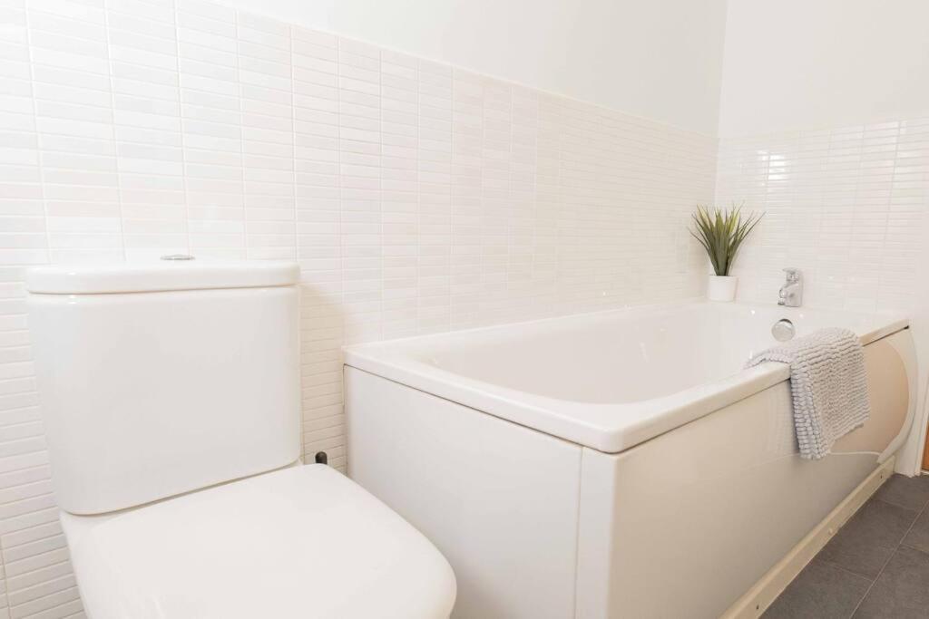 Beautiful 2 Bed In Central Birmingham: A Hidden Gem! Dış mekan fotoğraf