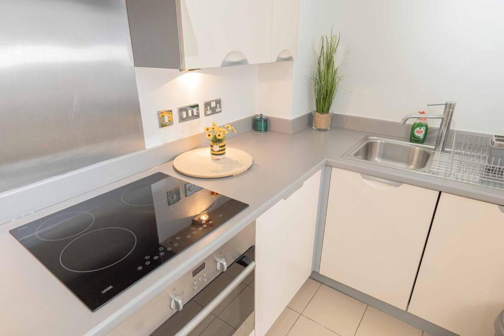 Beautiful 2 Bed In Central Birmingham: A Hidden Gem! Dış mekan fotoğraf