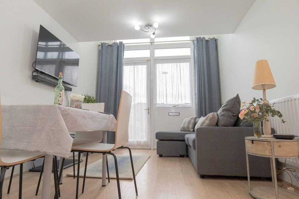 Beautiful 2 Bed In Central Birmingham: A Hidden Gem! Dış mekan fotoğraf